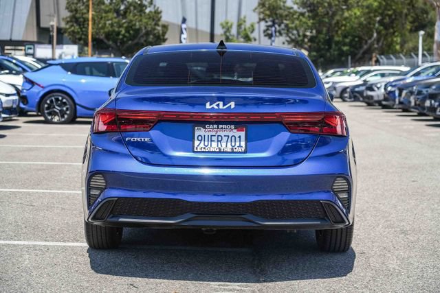 Used 2023 Kia Forte LXS w/ LXS Technology Package FWD image 8