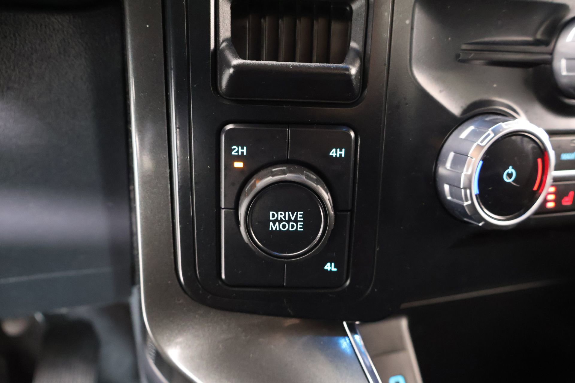 Used 2023 Ford F150 XLT w/ Equipment Group 302A High AWD/4WD image 10