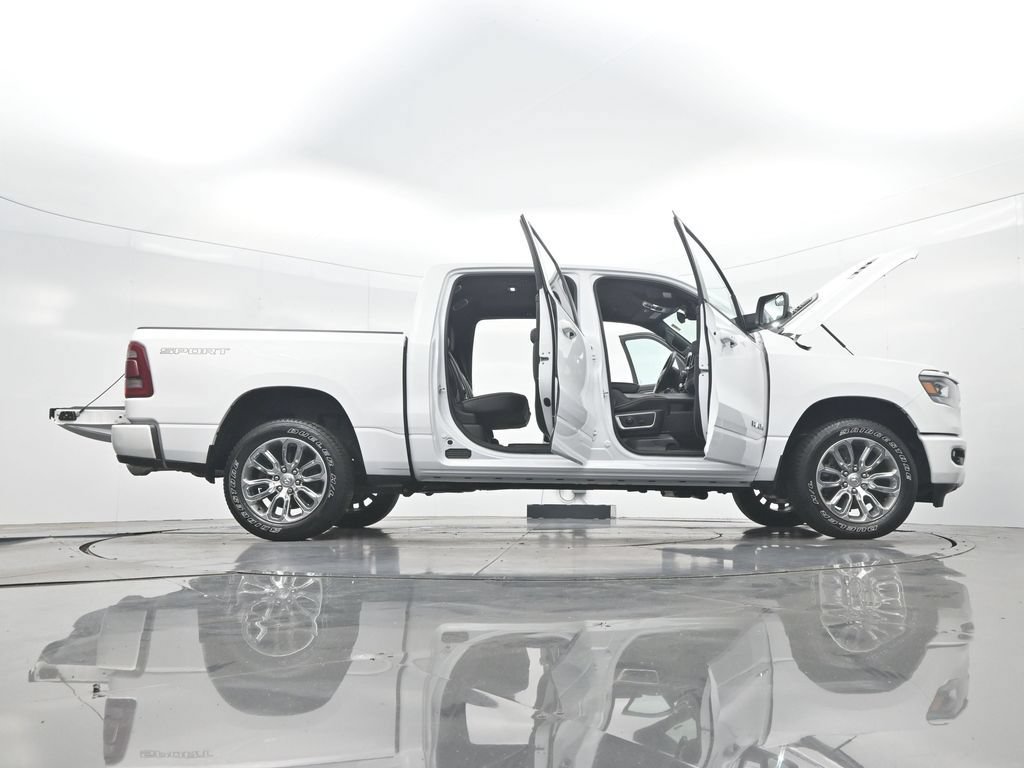 Used 2023 RAM 1500 Laramie AWD/4WD image 51