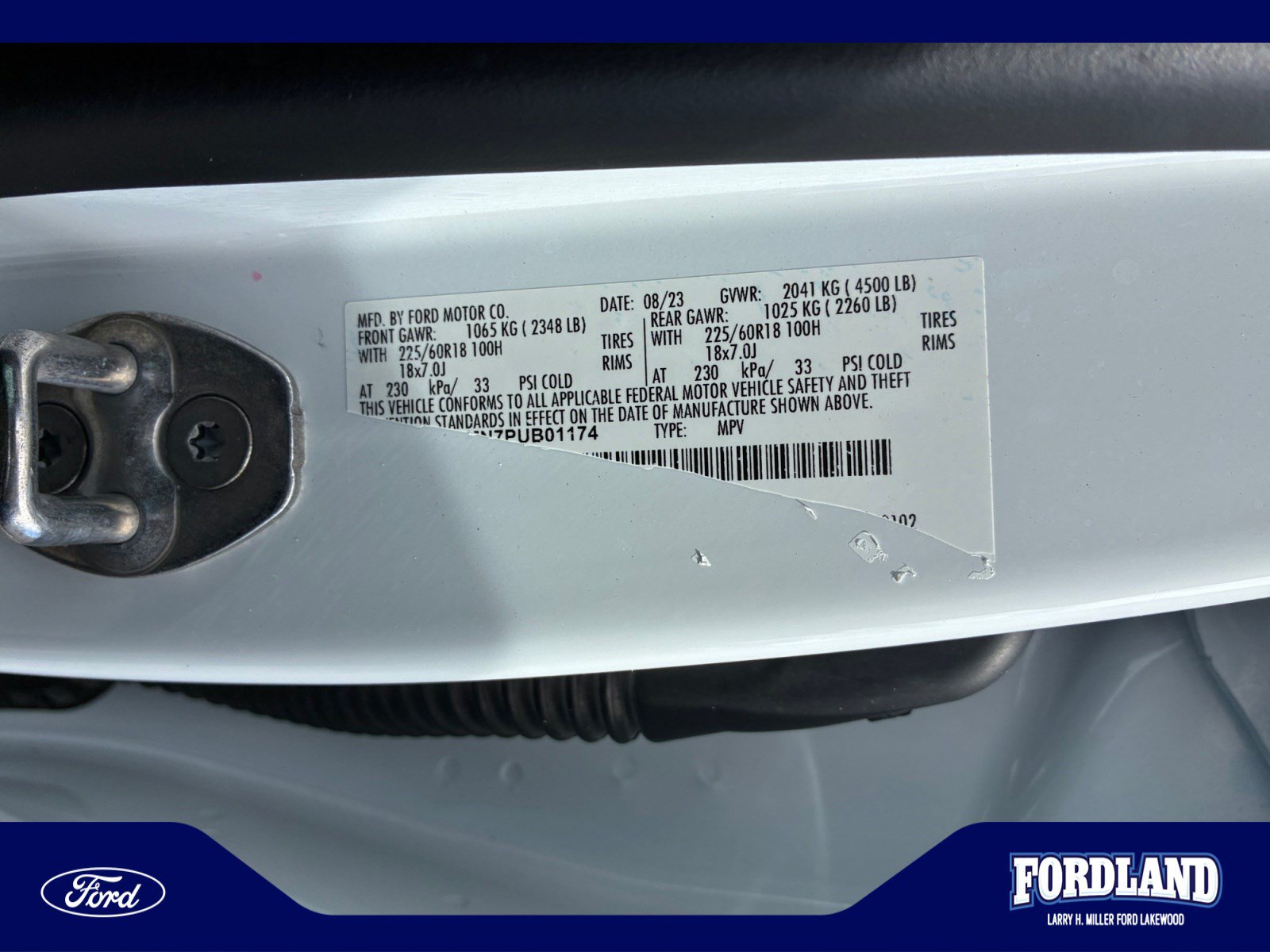 Used 2023 Ford Escape ST-Line AWD/4WD image 25