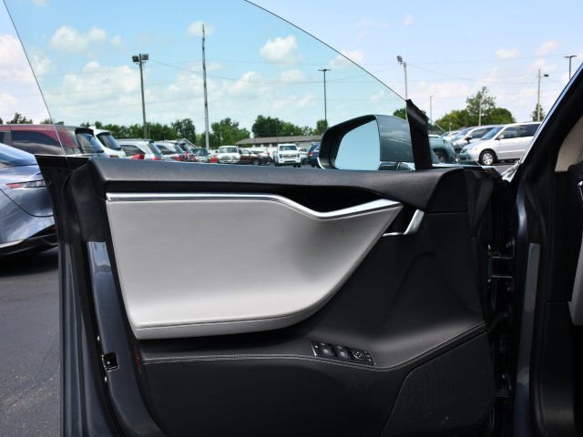 Used 2014 Tesla Model S RWD image 12