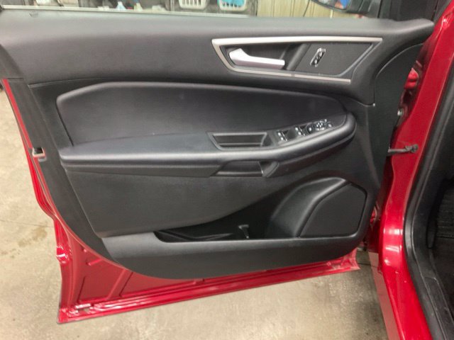 Used 2023 Ford Edge SEL w/ Convenience Package AWD/4WD image 5