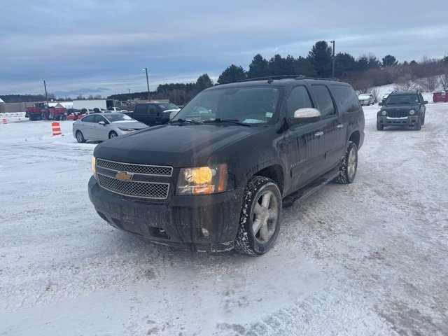 Used 2013 Chevrolet Suburban LS w/ All-Star Edition image 8