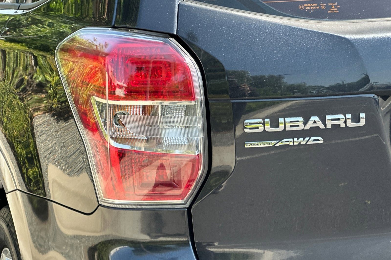 Used 2015 Subaru Forester 2.5i w/ Alloy Wheel Package image 12