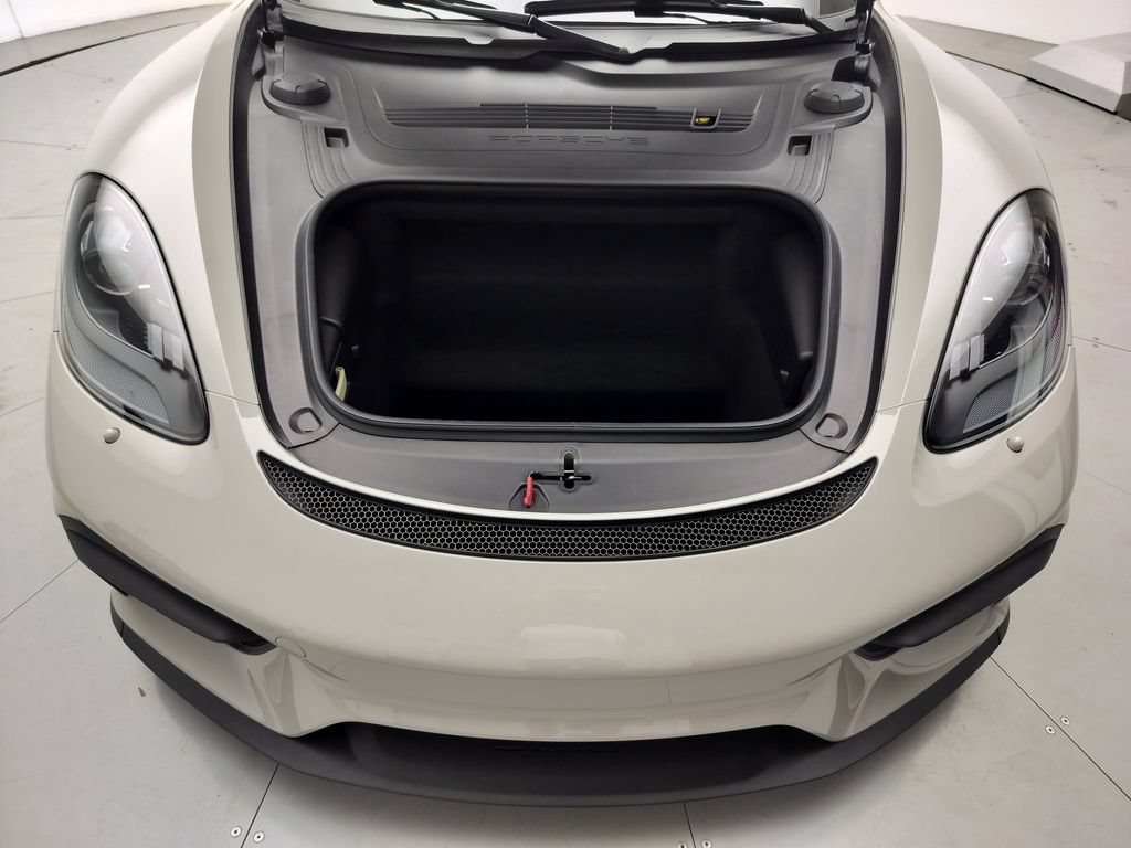 Used 2023 Porsche 718 Boxster Spyder RWD image 19