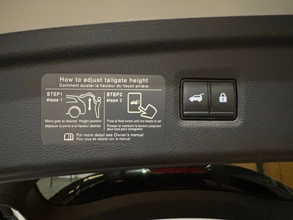 Used 2023 INFINITI QX50 Sport image 17