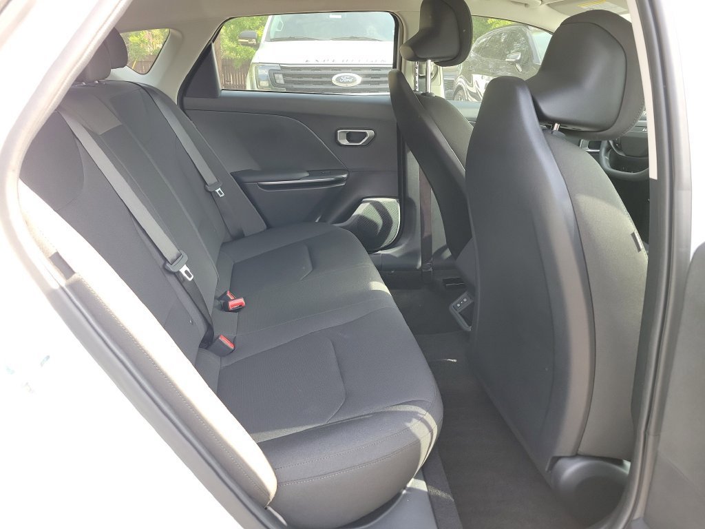 New 2026 Kia K4 FWD image 12