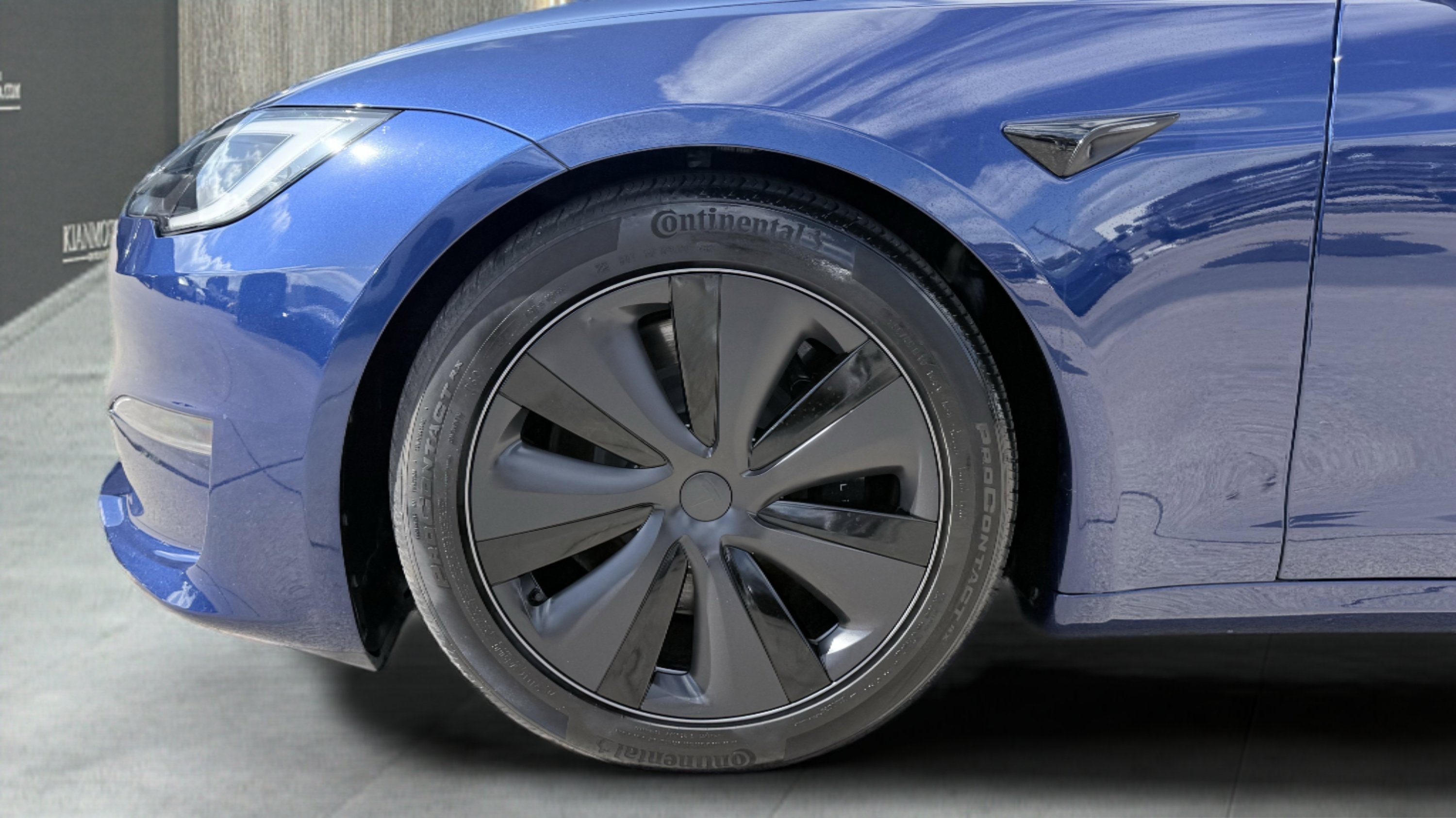Used 2024 Tesla Model S AWD/4WD image 15