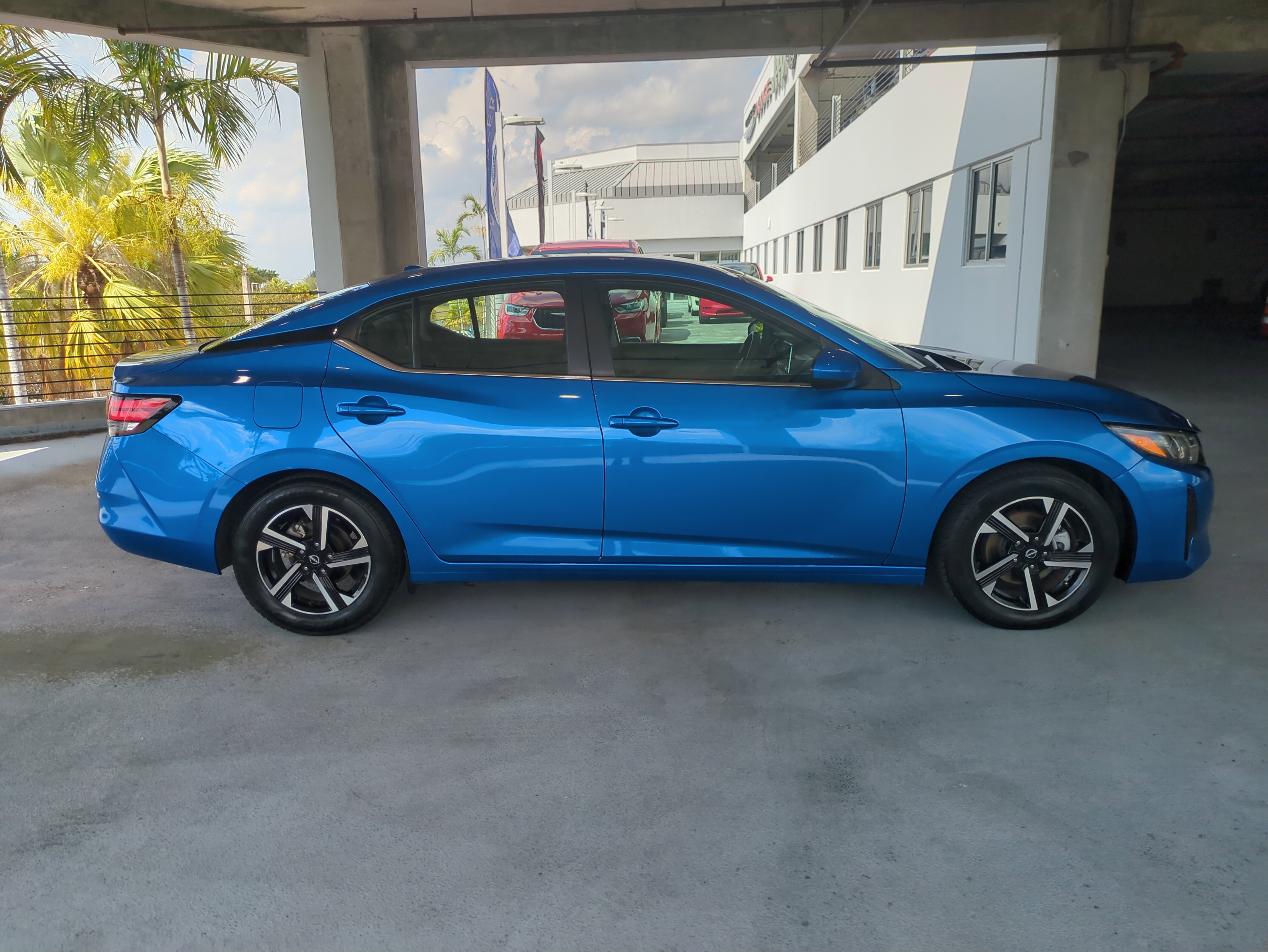 Used 2024 Nissan Sentra SV image 4