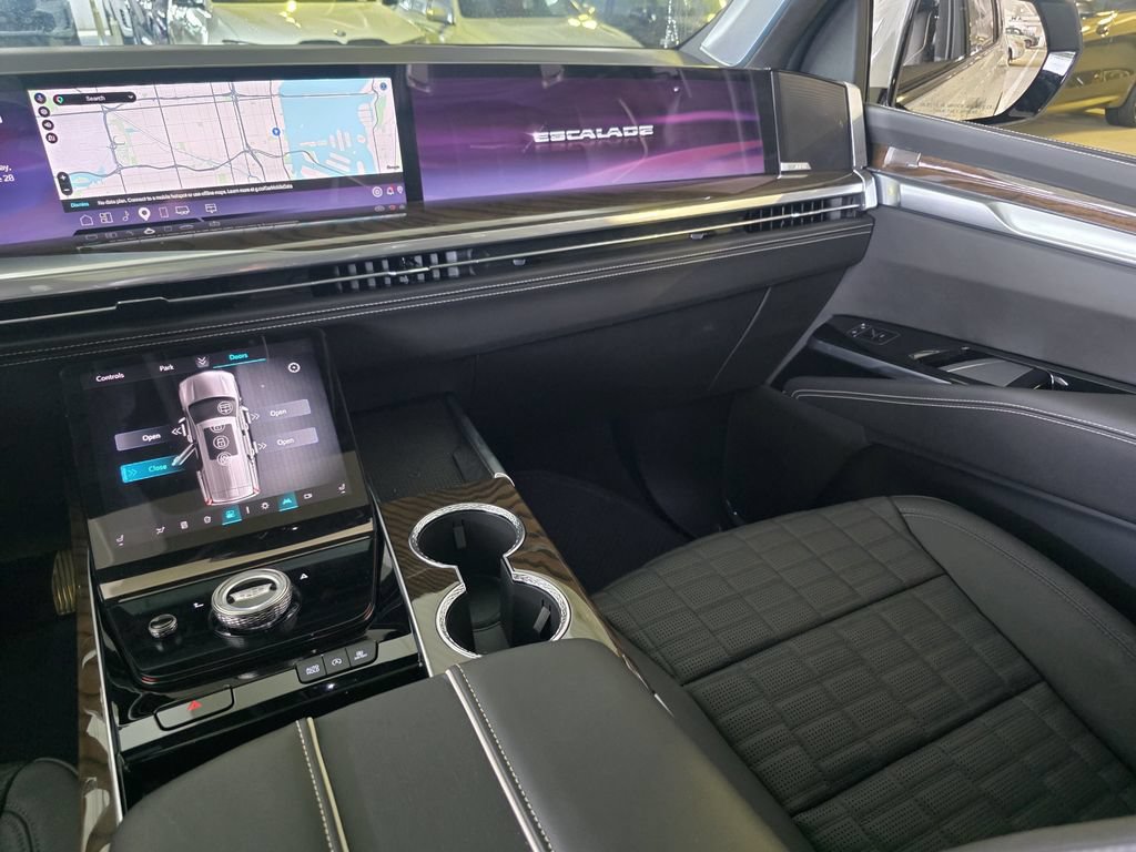 New 2026 Cadillac Escalade Platinum Sport w/ LPO, ONYX Package AWD/4WD image 10