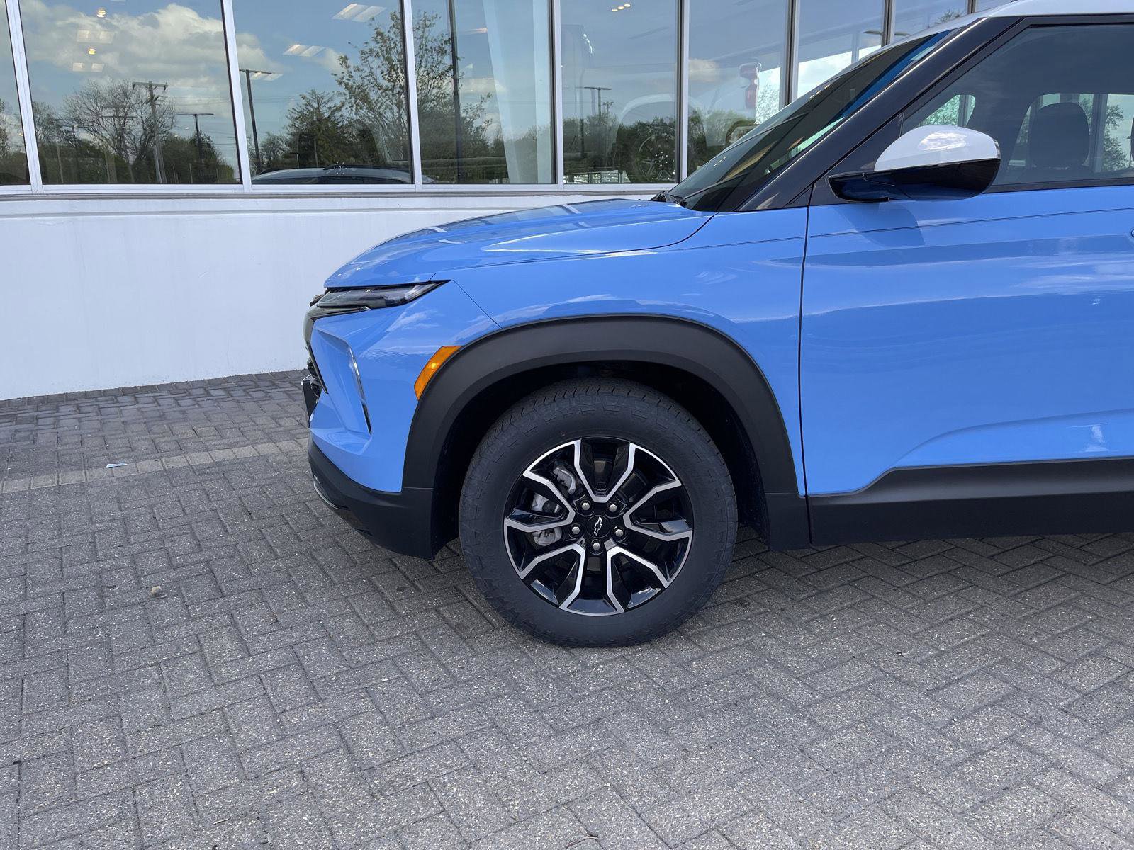 Used 2024 Chevrolet TrailBlazer ACTIV w/ Convenience Package FWD image 9