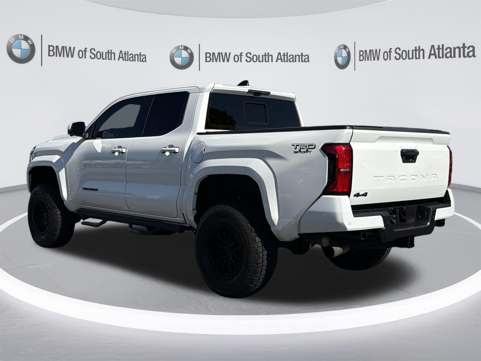 Used 2024 Toyota Tacoma TRD Sport w/ TRD Sport Premium Package AWD/4WD image 27