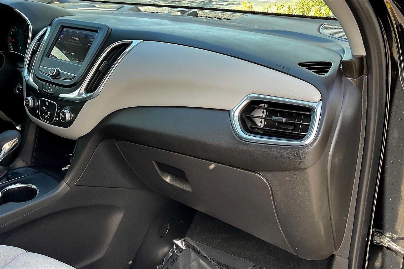 Used 2023 Chevrolet Equinox LS FWD image 16