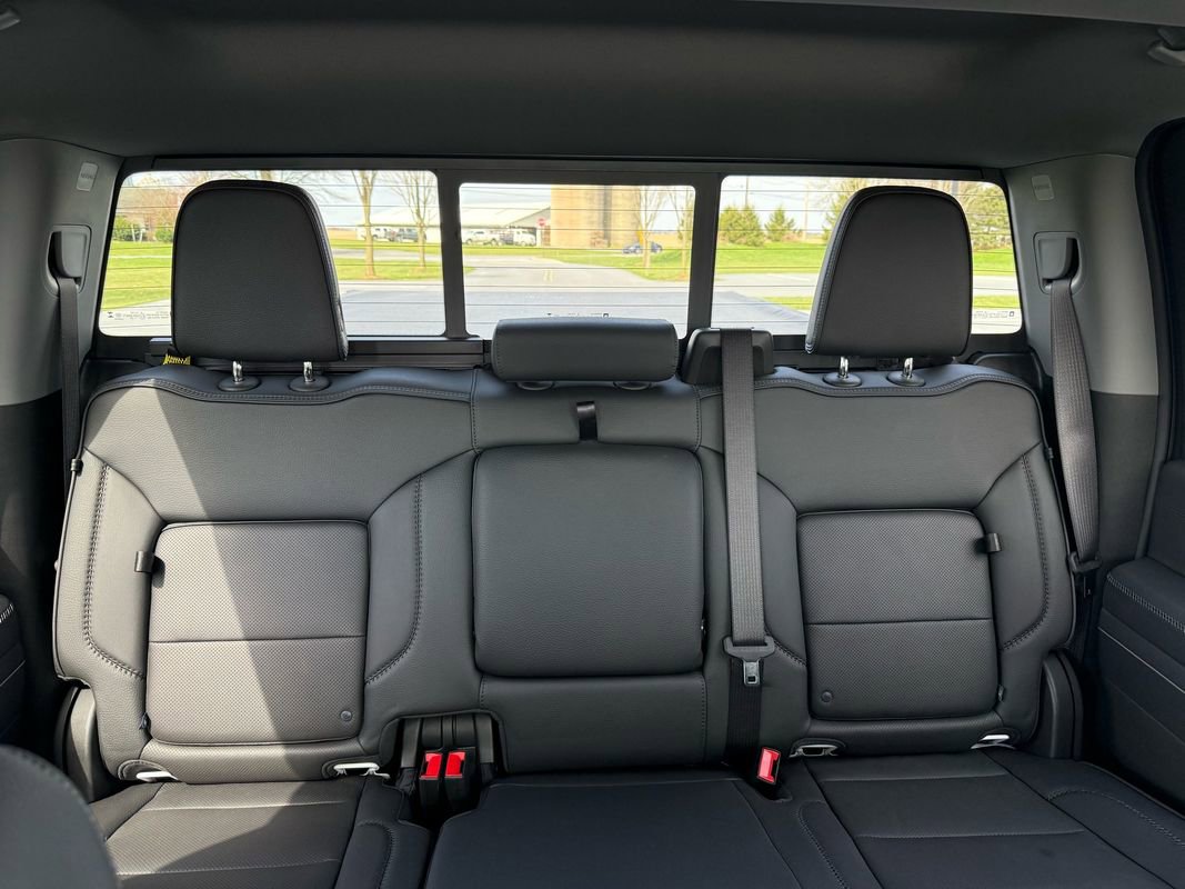 Used 2025 GMC Sierra 3500 Denali w/ Denali Reserve Package image 21