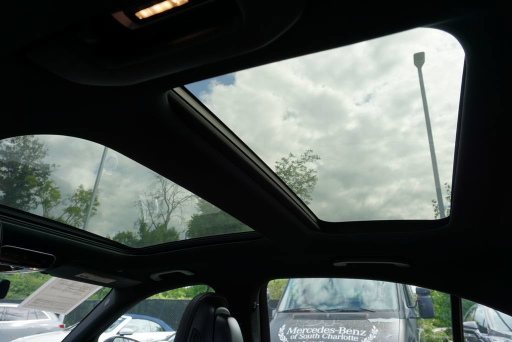 Used 2022 Mercedes-Benz C 300 4MATIC Sedan image 20