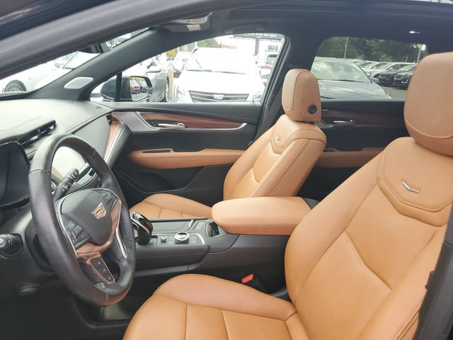 Used 2021 Cadillac XT5 Premium Luxury w/ LPO, Floor Liner Package FWD image 17