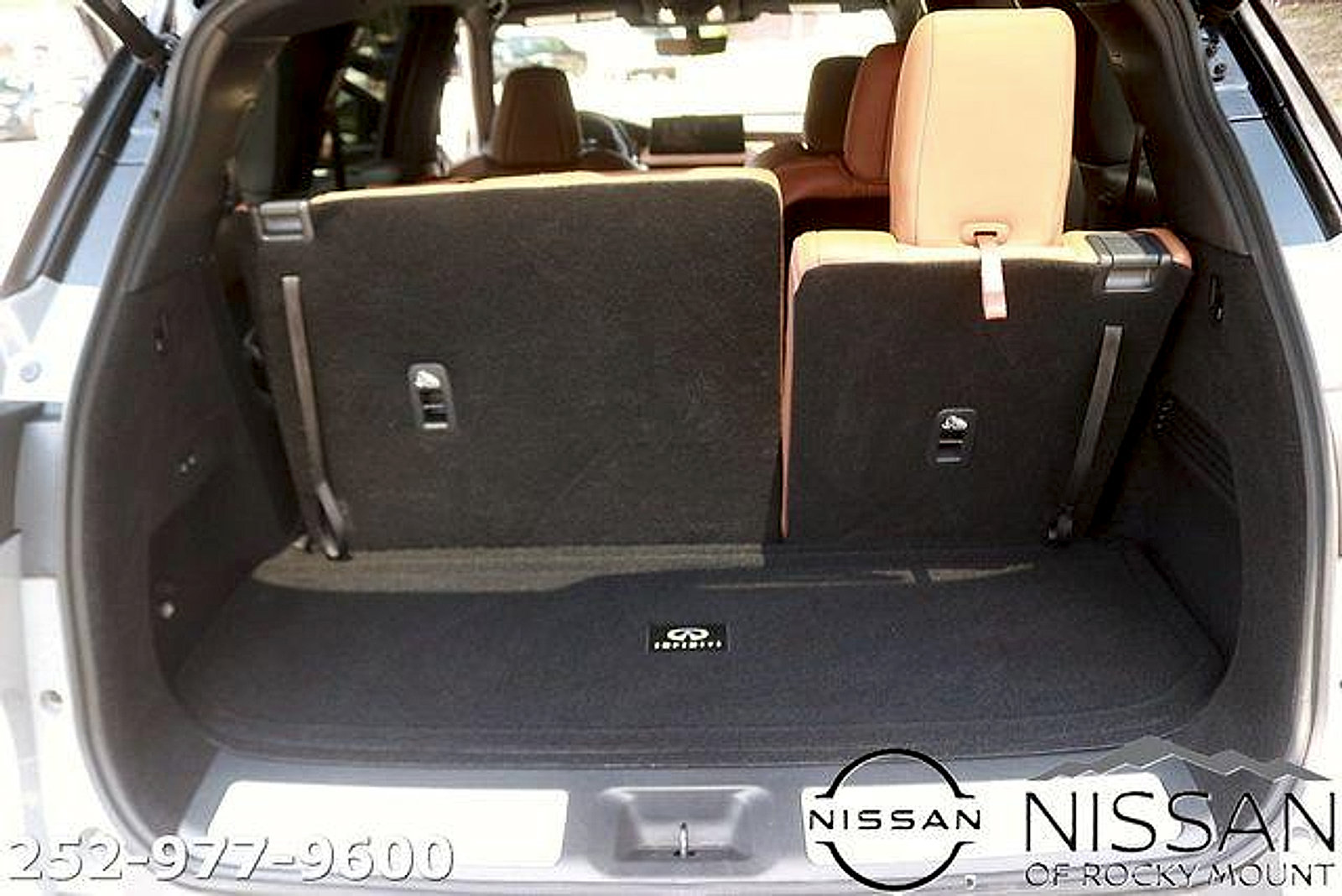 Used 2025 INFINITI QX60 Autograph w/ Cargo Package AWD/4WD image 18