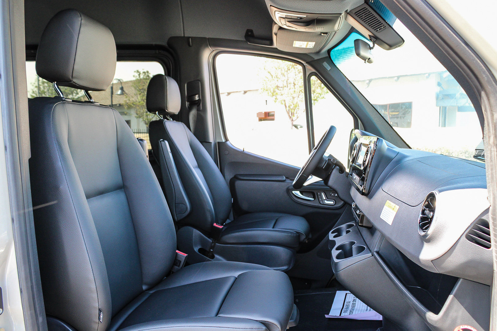 New 2025 Mercedes-Benz Sprinter 2500 image 18