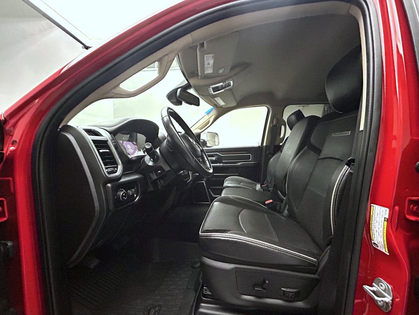 Used 2020 RAM 3500 Laramie image 10