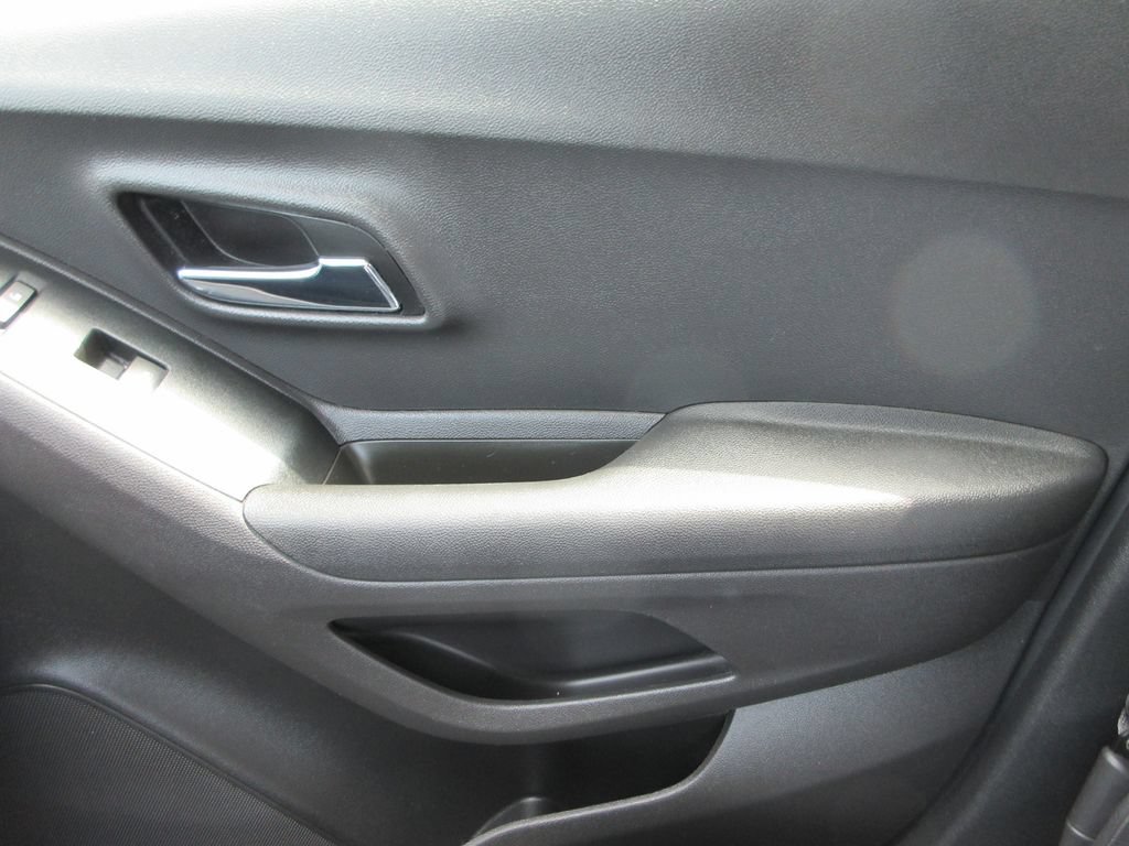Certified 2020 Chevrolet Trax LT FWD image 31