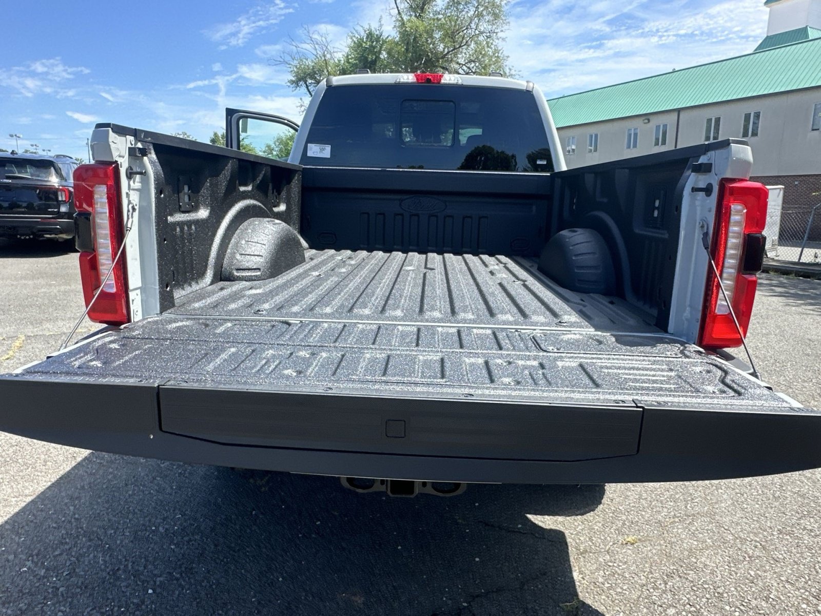 New 2026 Ford F250 Lariat w/ Tremor Off-Road Package AWD/4WD image 34