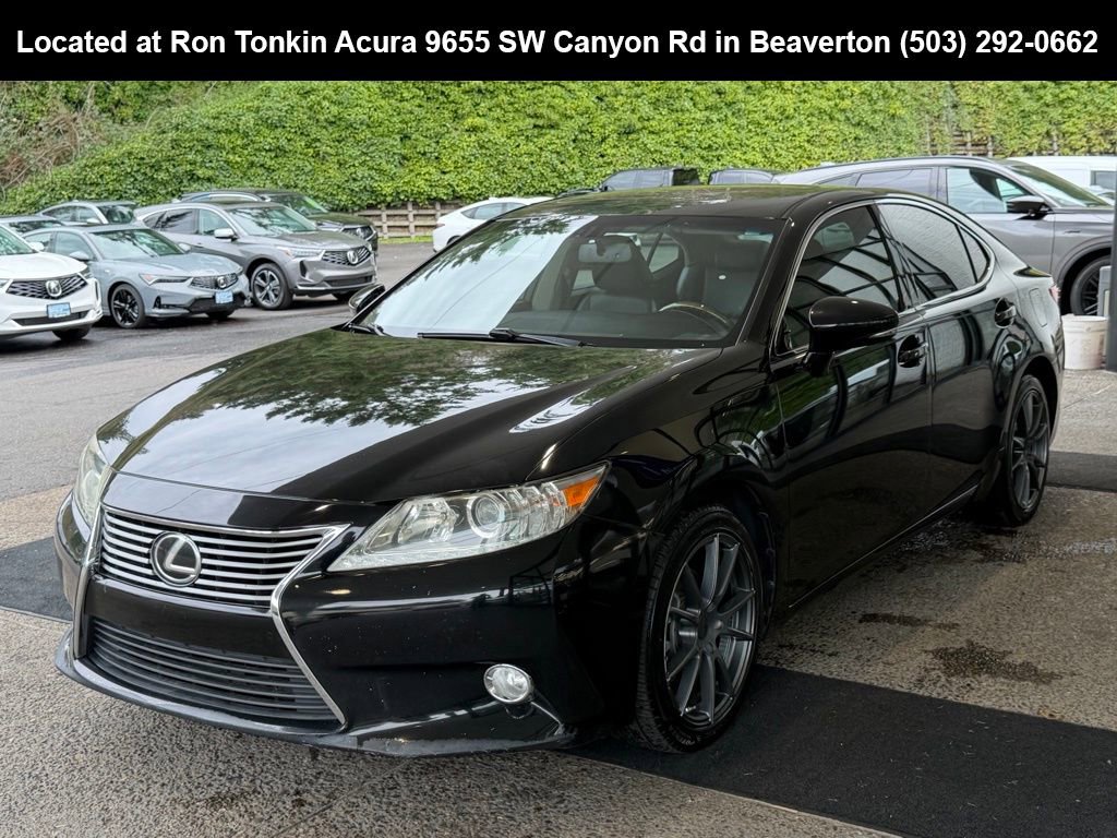 Used 2013 Lexus ES 350 w/ Luxury Pkg image 4