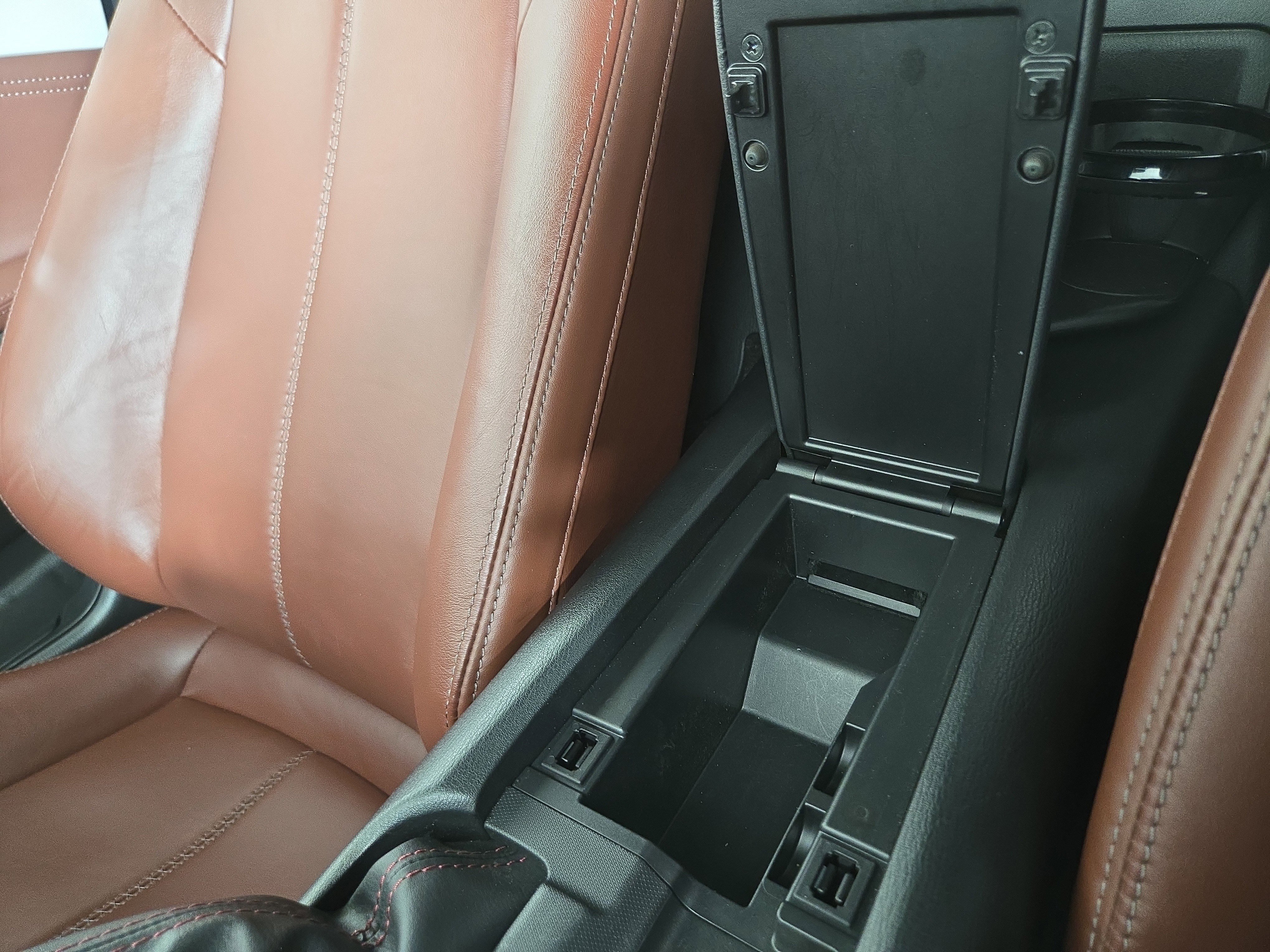 Used 2019 MAZDA MX-5 Miata RF Grand Touring RWD image 29