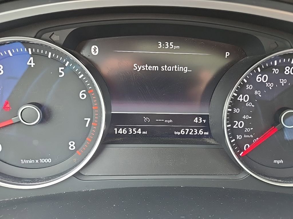 Used 2013 Volkswagen Touareg VR6 AWD/4WD image 10