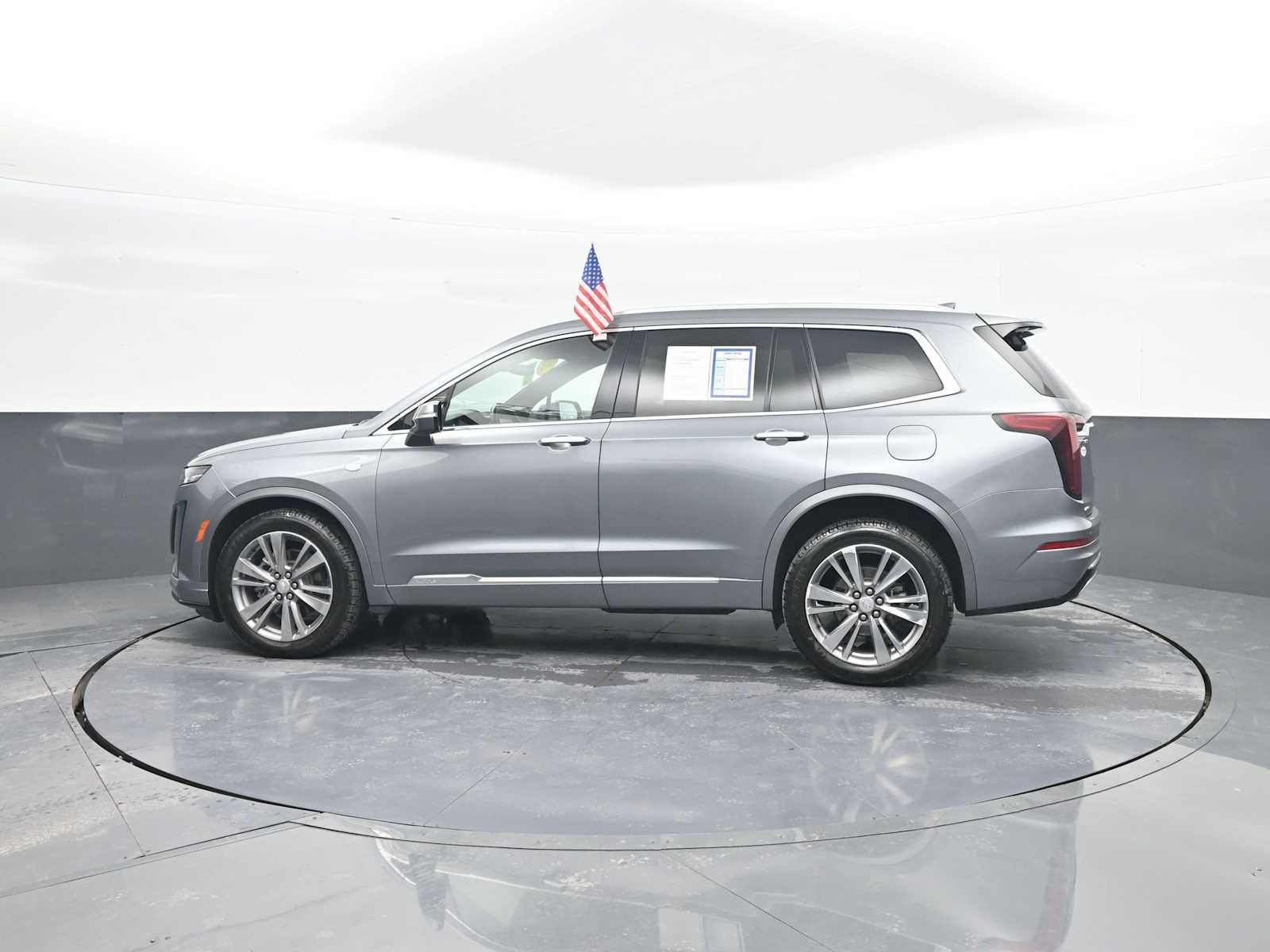 Used 2022 Cadillac XT6 Premium Luxury AWD/4WD image 5