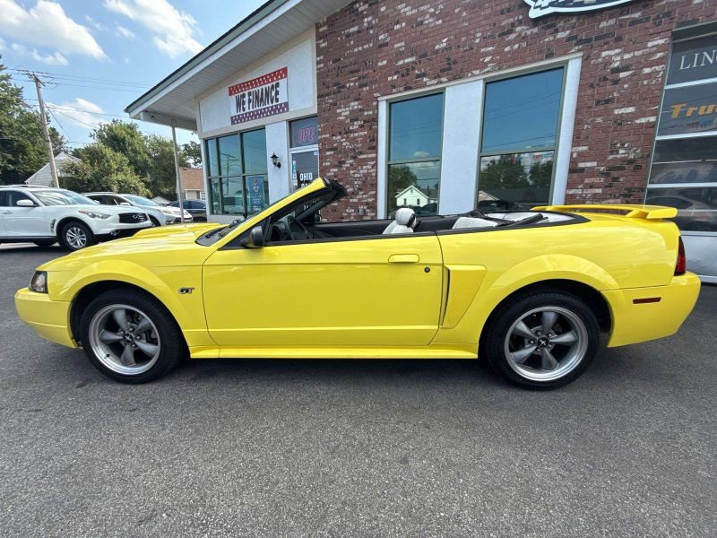 Used 2001 Ford Mustang GT image 4