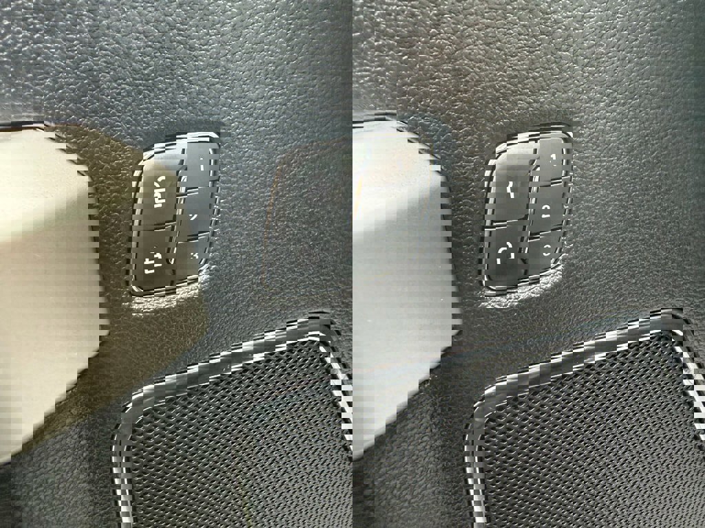 Used 2020 Ford F150 Lariat w/ Equipment Group 502A Luxury image 14