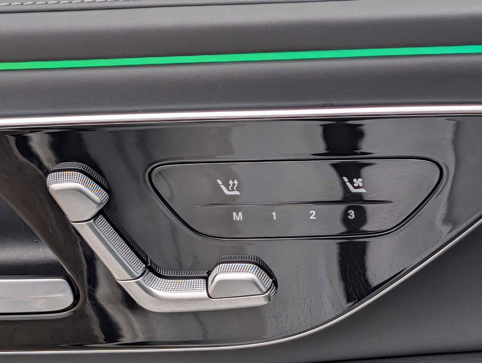 Used 2024 Mercedes-Benz E 350 4MATIC Sedan image 24