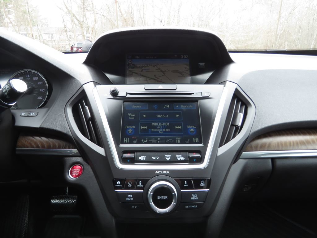 Used 2017 Acura MDX SH-AWD w/ Advance Package image 29