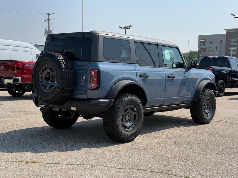 New 2025 Ford Bronco Badlands image 3