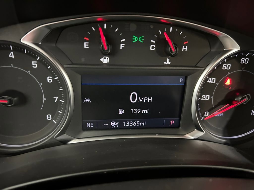 Used 2024 GMC Terrain AT4 w/ Tech Package AWD/4WD image 10