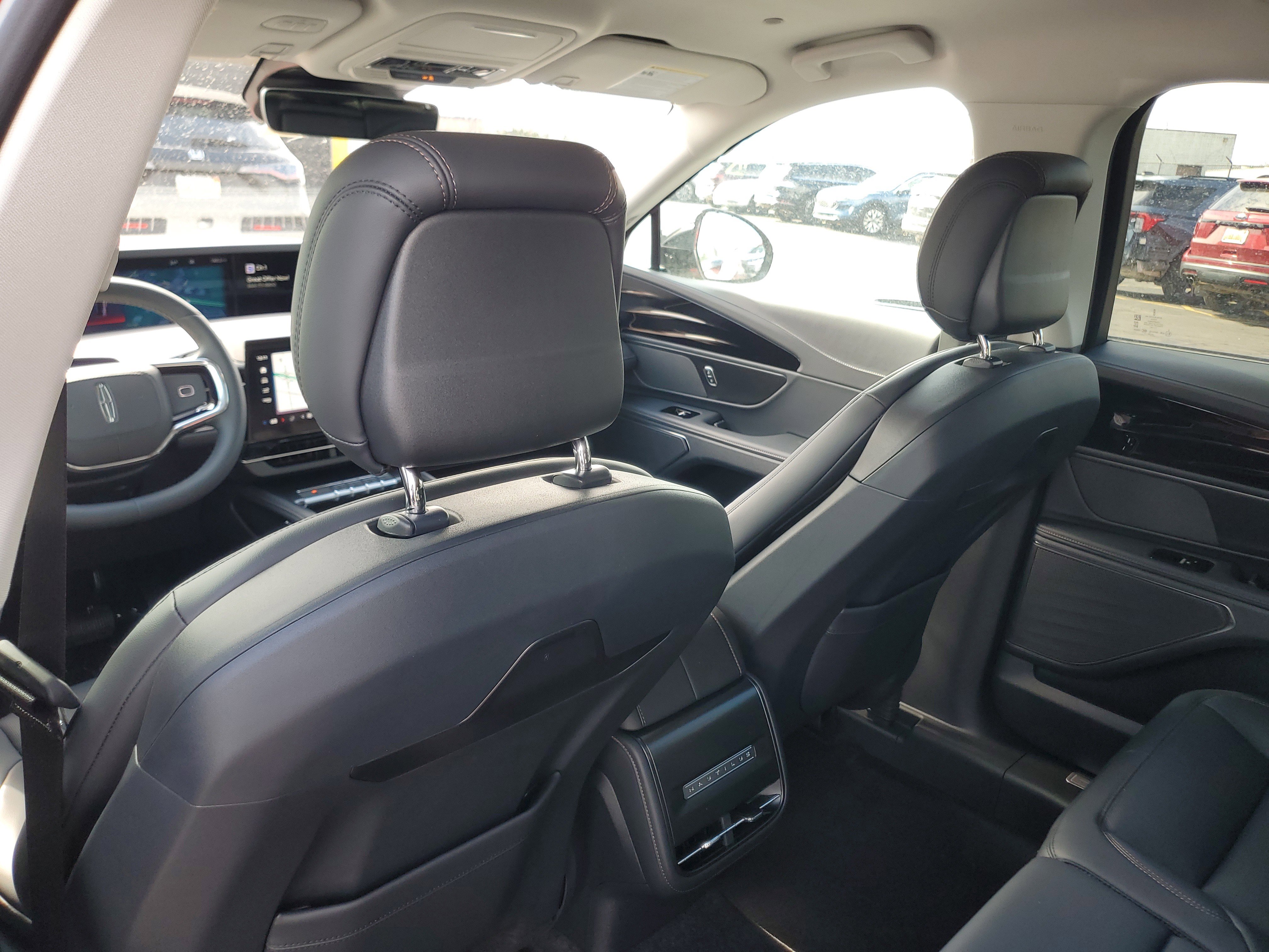 New 2026 Lincoln Nautilus Premier image 28