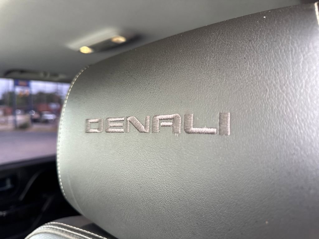 Used 2015 GMC Sierra 1500 Denali AWD/4WD image 18