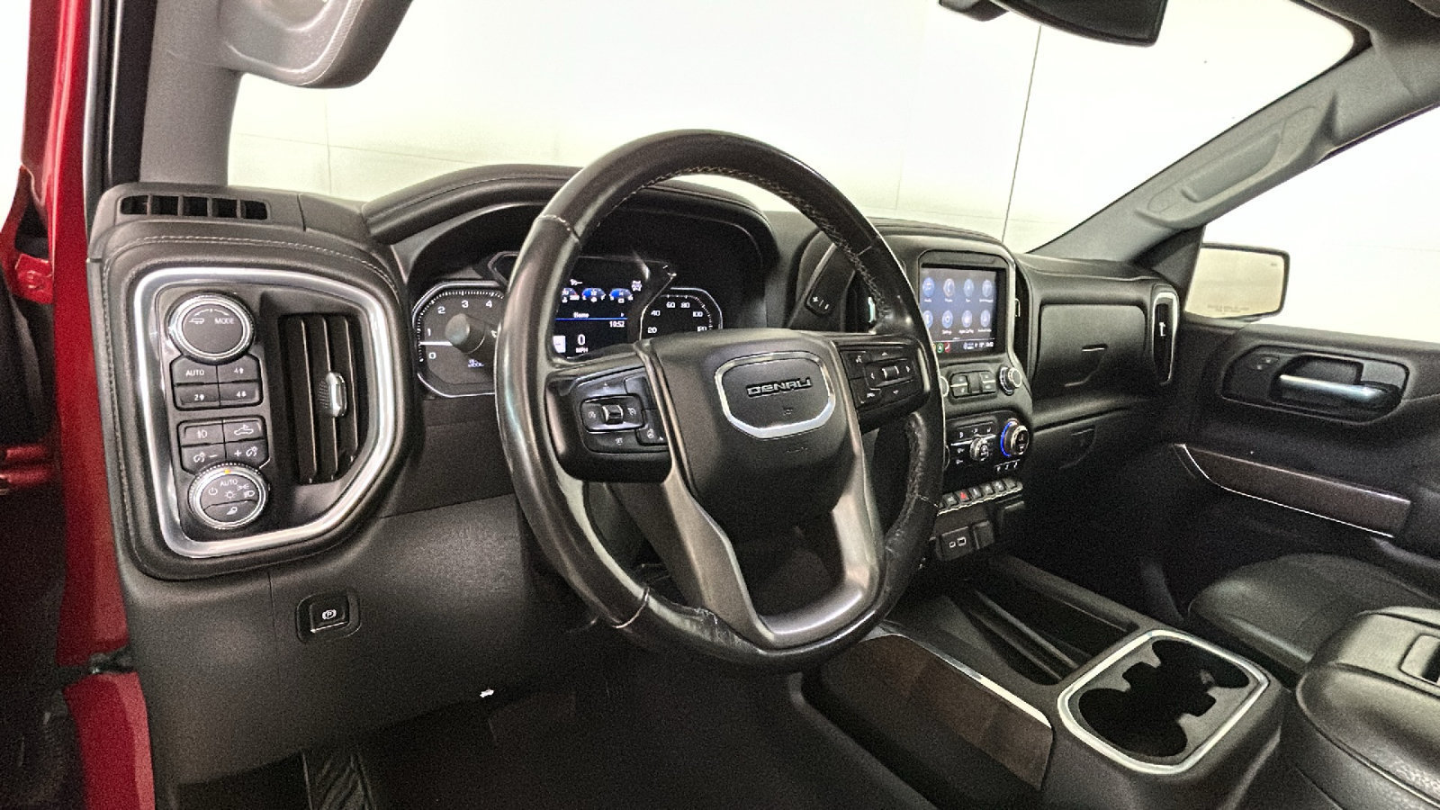 Used 2021 GMC Sierra 1500 Denali AWD/4WD image 17