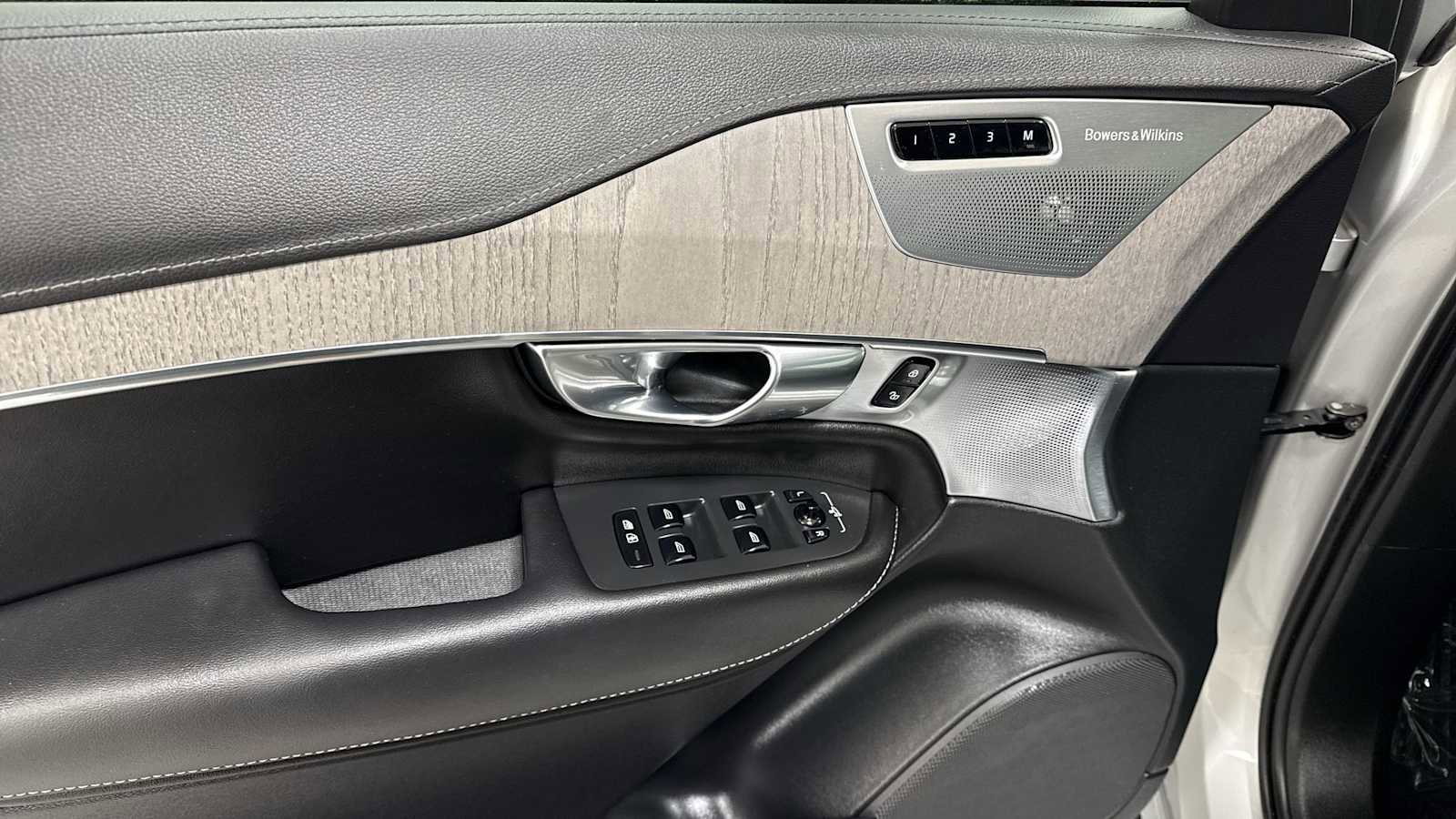 Used 2022 Volvo XC90 T6 Inscription w/ Advanced Package image 15