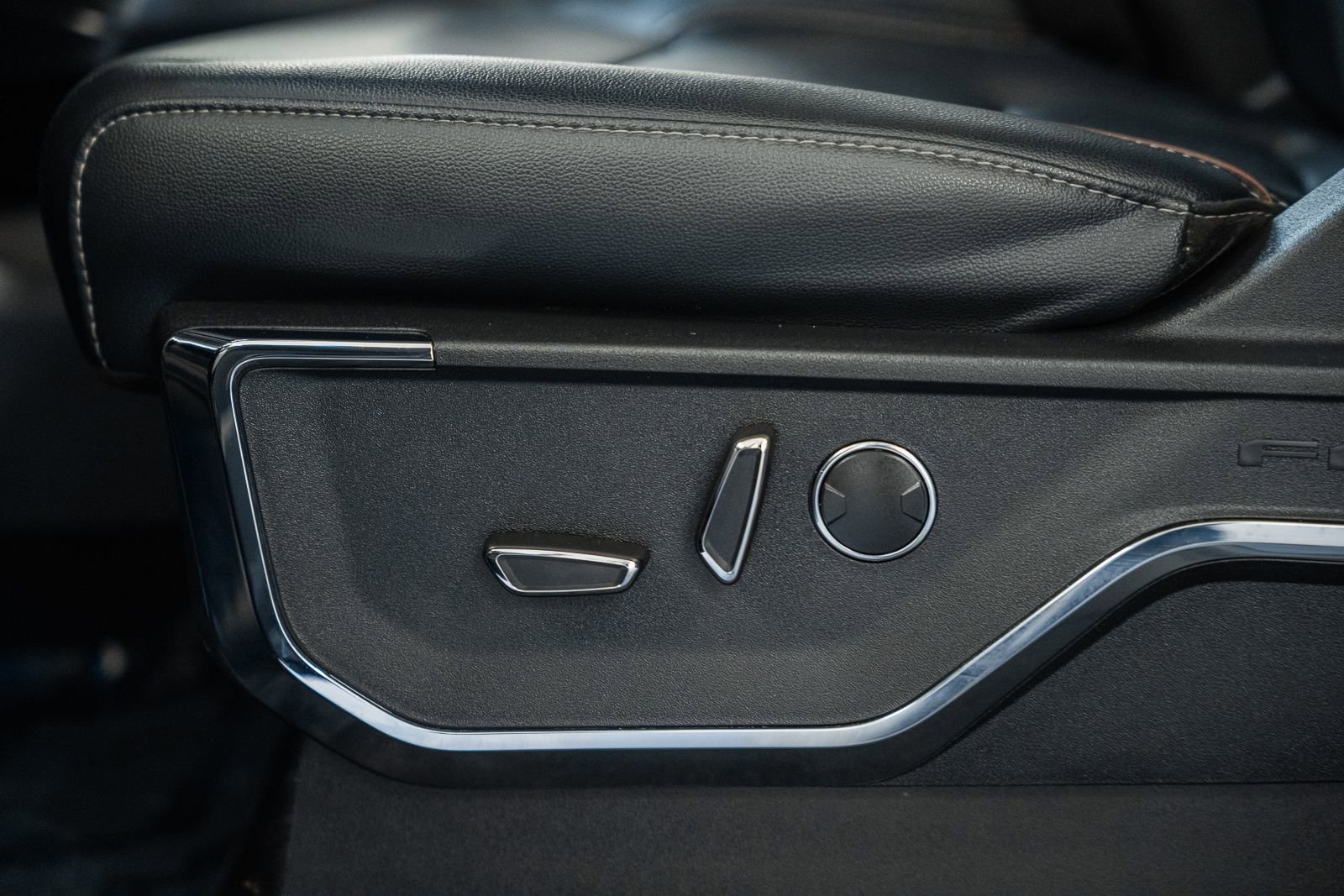 Certified 2023 Ford F150 Lariat w/ Equipment Group 502A High image 47