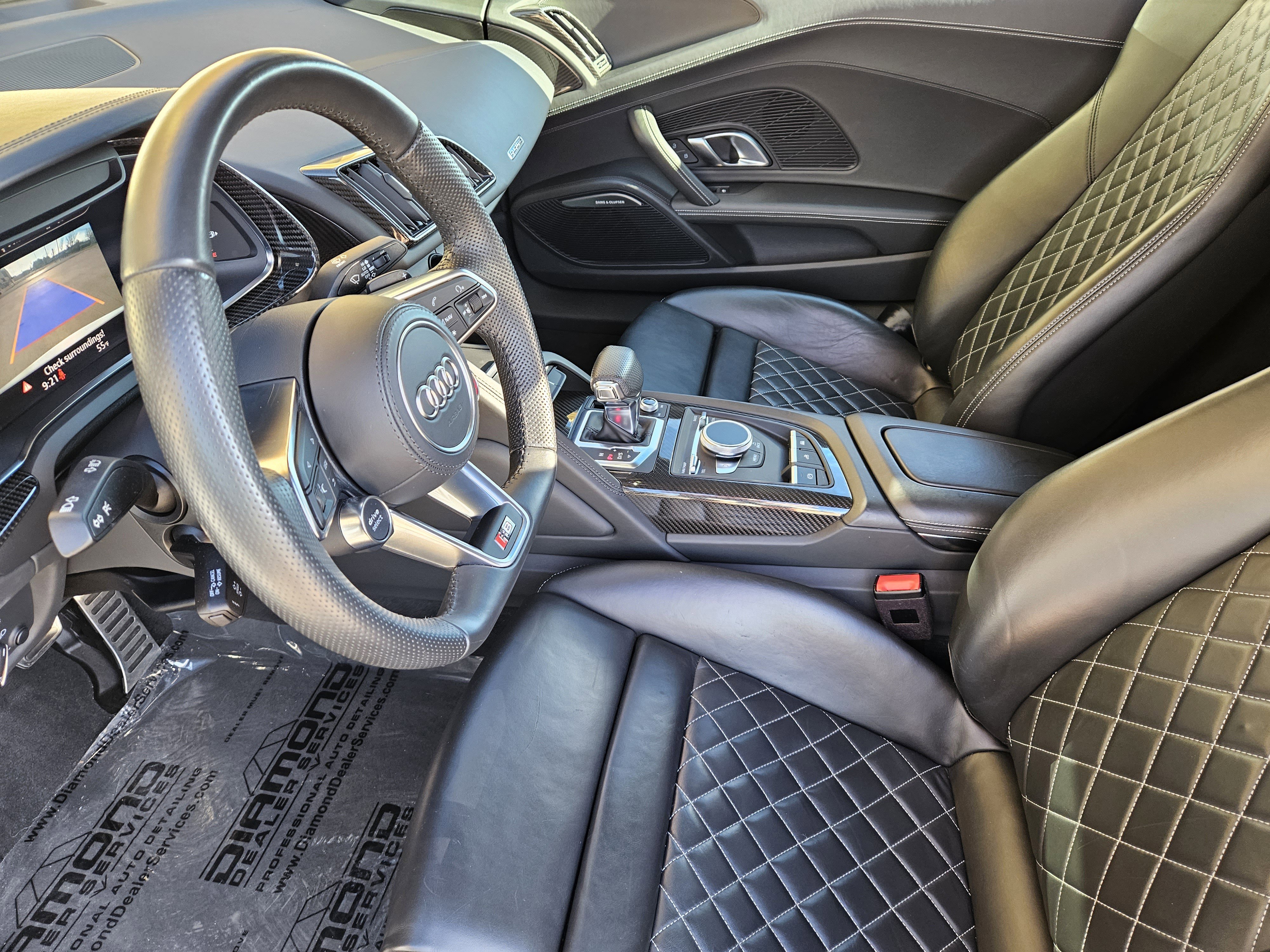 Used 2020 Audi R8 V10 w/ Carbon Exterior Package image 15