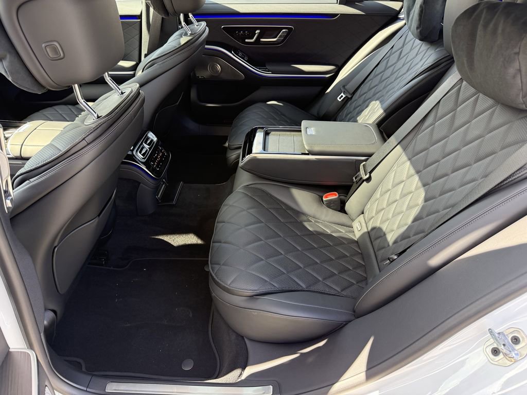 New 2025 Mercedes-Benz S 580 4MATIC Sedan image 11