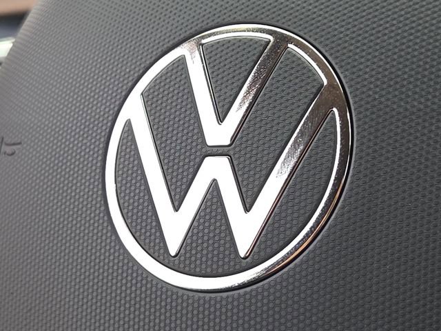 Used 2024 Volkswagen Atlas SE w/ Black Wheel Package image 23