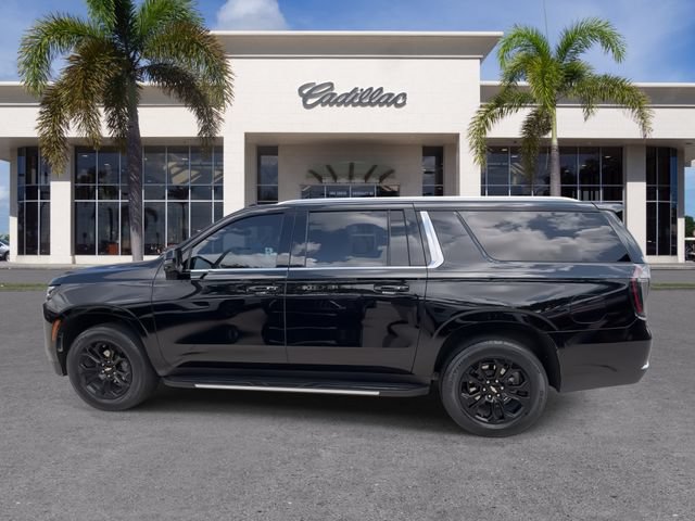 Certified 2025 Chevrolet Suburban LT w/ Comfort Package RWD image 9
