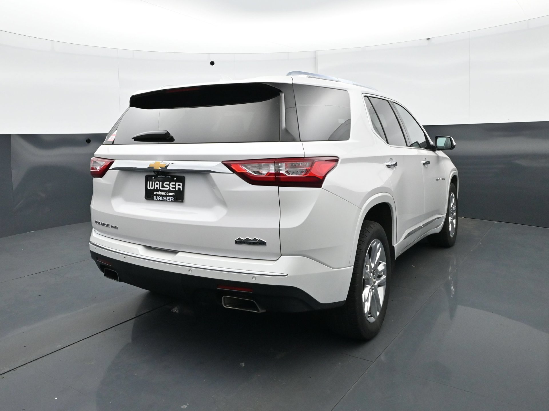 Used 2021 Chevrolet Traverse High Country AWD/4WD image 6