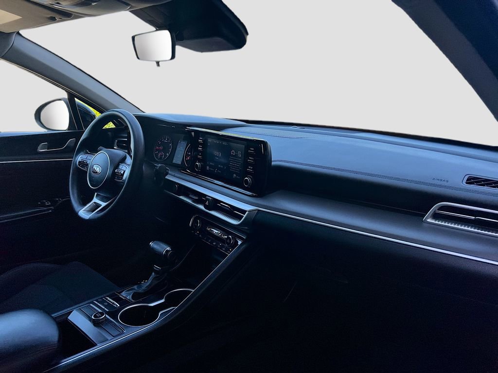 Used 2021 Kia K5 LXS image 26