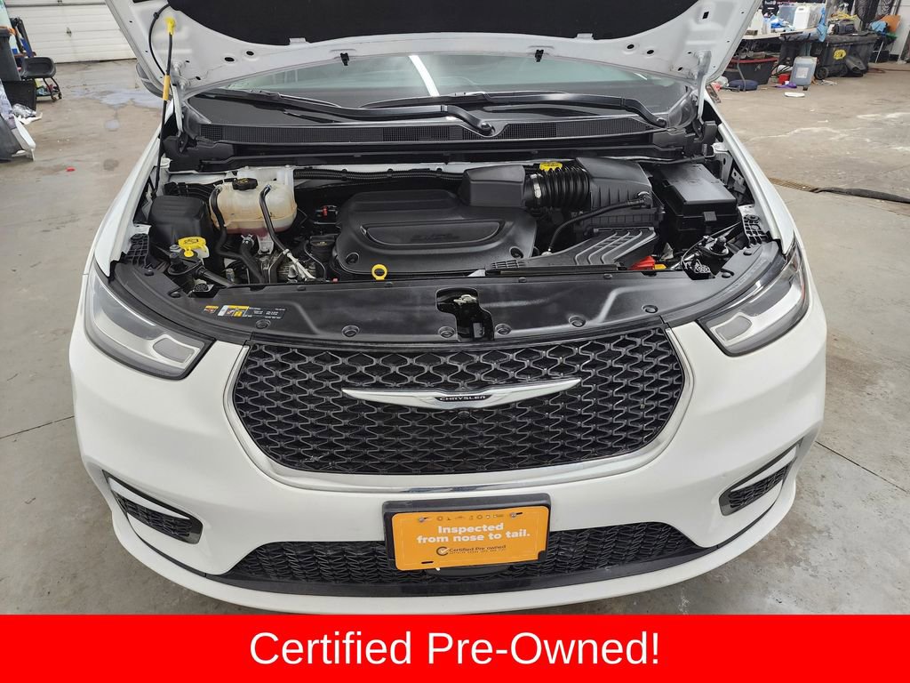 Used 2024 Chrysler Pacifica Touring-L image 33