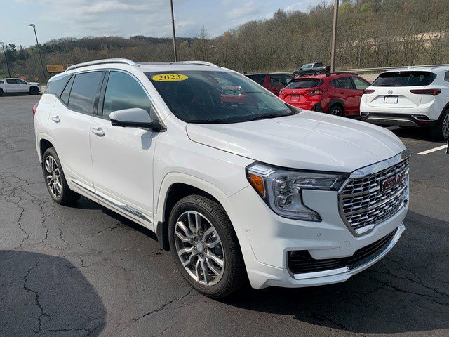 Certified 2023 GMC Terrain Denali w/ Denali Premium Package image 9