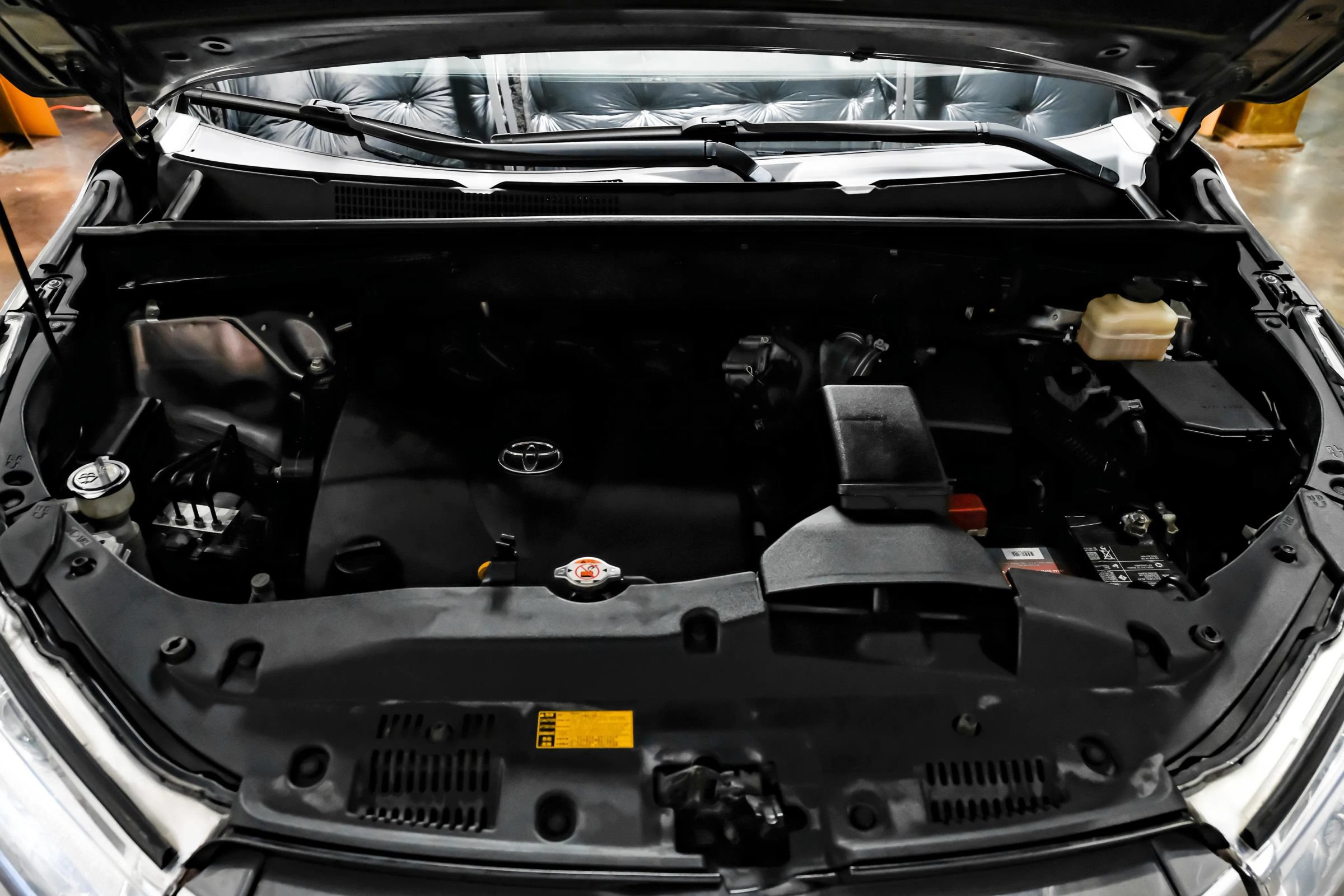 Used 2018 Toyota Highlander XLE FWD image 54