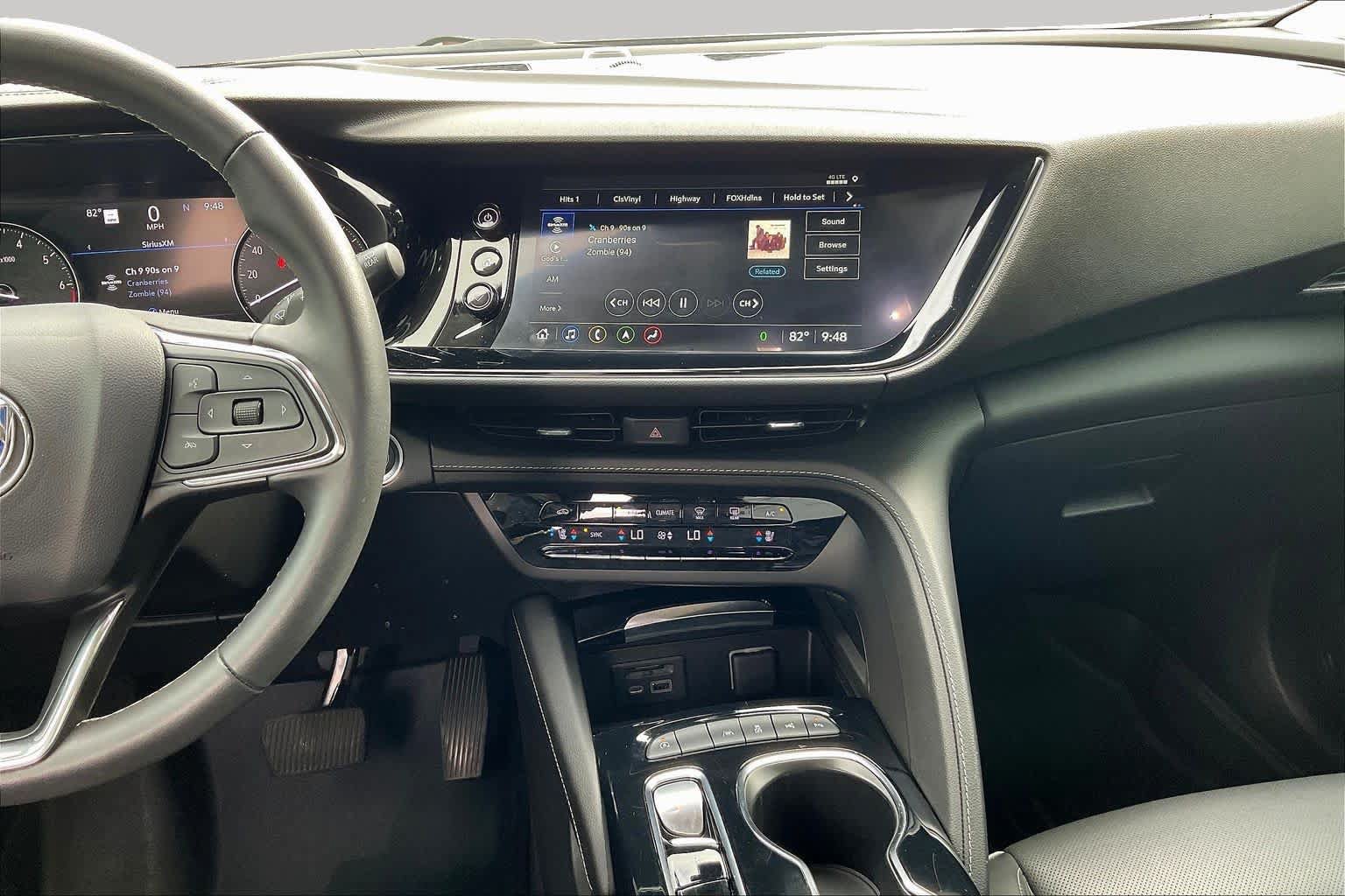 Used 2022 Buick Envision Avenir w/ Technology Package II FWD image 13